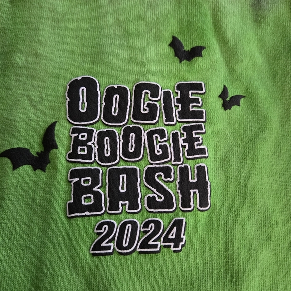 Disneyland / DCA Oogie Boogie Bash 2024 Spirit Jersey Size Medium NWT - Picture 5 of 7